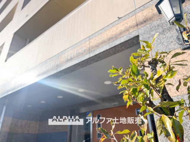 エレンシア立川トレスの外観|【cozy living】
◆休日は◆仕事から切り離された家族の為だけの場所でゆっくりくつろぎたい。趣味や、習い事で休日を過ごすも楽しいが、結局はここが安らげる。