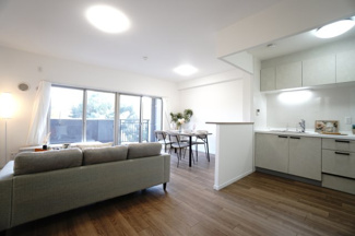 【居間・リビング】 | 【上質リフォーム】フローレンス田方ウイングテラス | 室内（2026年1月27日12：00頃）撮影