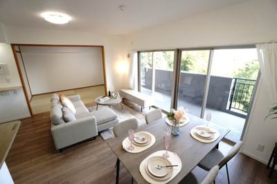 【居間・リビング】 | 【上質リフォーム】フローレンス田方ウイングテラス