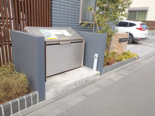世田谷区世田谷１丁目の賃貸マンションのその他共用部分|ゴミボックス