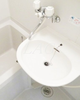 【洗面所】 | ライブ南品川 | 洗面台です。