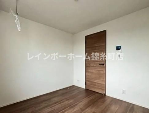 パインリーヴス小岩の居間・リビング