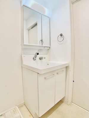 【洗面所】 | ファミーユ・リアン