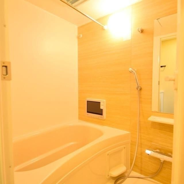 グランエッグス本郷の浴室