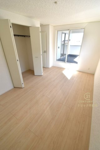 Cradlegarden　 ひたちなか市平磯遠原町　第2　2の洋室|フローリングなので重い家具も置けます。好きなものを集めてお気に入りの空間を作るのも楽しみですね。