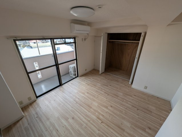 冨士スカイマンションの居間・リビング