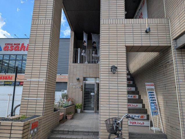 冨士スカイマンションのエントランス