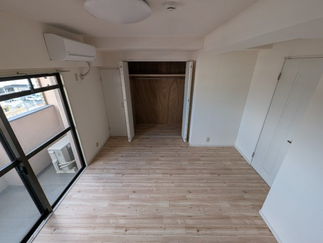 冨士スカイマンションの居間・リビング