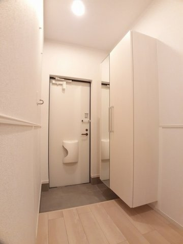 リヴェール西庄Ⅱの玄関|シンプルで使いやすい玄関です