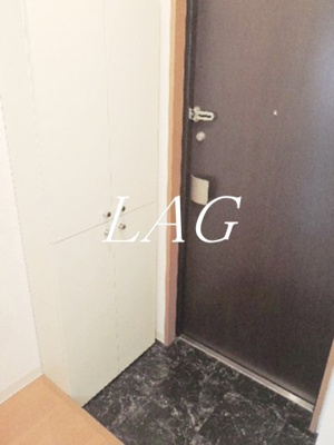 【玄関】 | Scene１ | 玄関です。