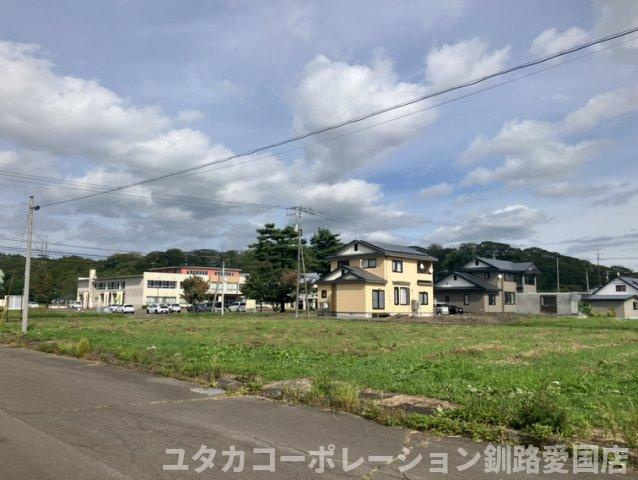 【前面道路含む現地写真】 | 阿寒町北新町1丁目30-132.133.157売地② | 700坪超え！圧巻の広さです！