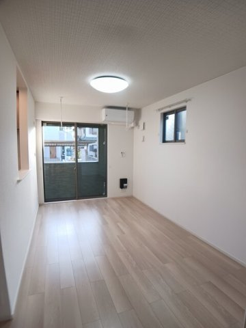 ブルートレインⅤ号の居間・リビング