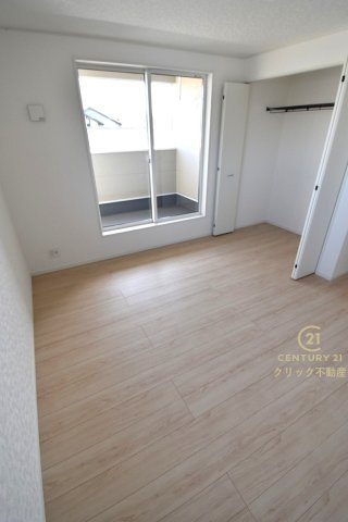 Cradlegarden　 ひたちなか市平磯遠原町　第2　3の洋室|フローリングなので重い家具も置けます。好きなものを集めてお気に入りの空間を作るのも楽しみですね。