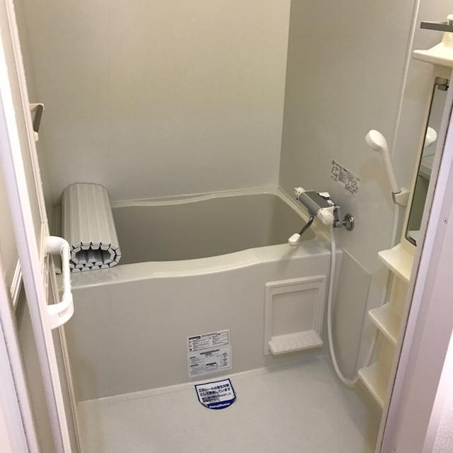 リタコートの浴室