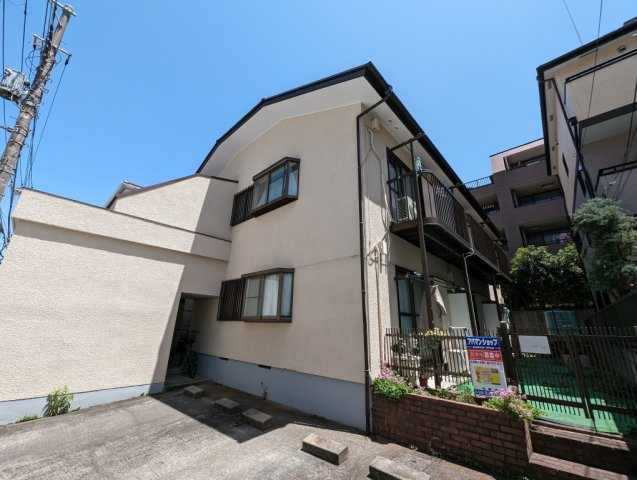 片山コーポラスの駐車場