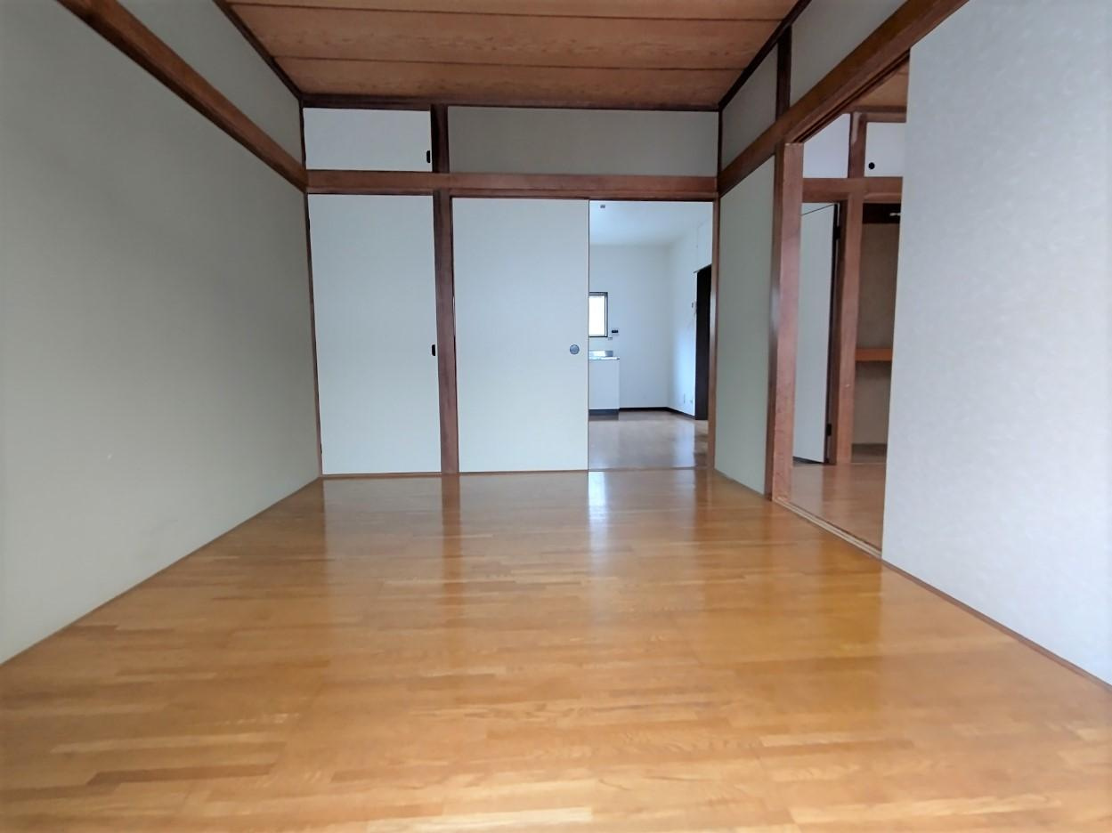 片山コーポラスの居間・リビング