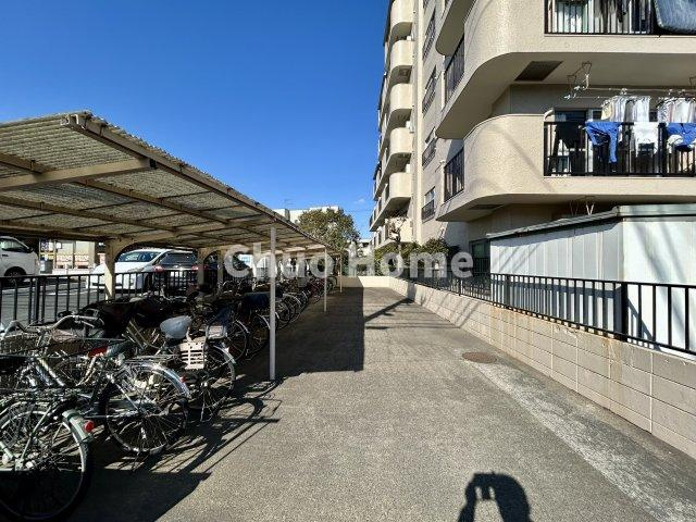 ニックハイムお花茶屋の駐輪場|【自転車置き場】最新の空き状況や費用などの詳細は担当スタッフまでお問い合わせください。