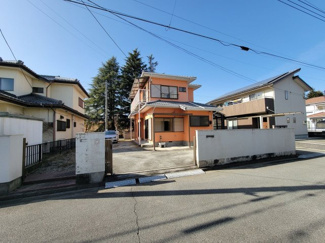 【外観】 | 東側道路より撮影　内覧可能です。お気軽にお問合せください。