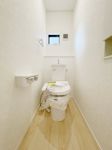 新築戸建・新築建売　桐生市広沢町第19　広沢小学校・広沢中学校のトイレ|サニタリー収納付きのトイレ！