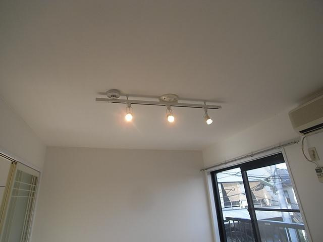 フォレスト松陰神社　駅近　バストイレ別　TVドアフォンのその他