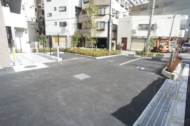 エスヴェール北梅田の駐車場