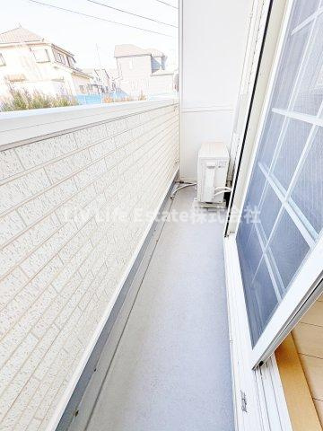 東大和市芋窪５丁目のアパートのバルコニー