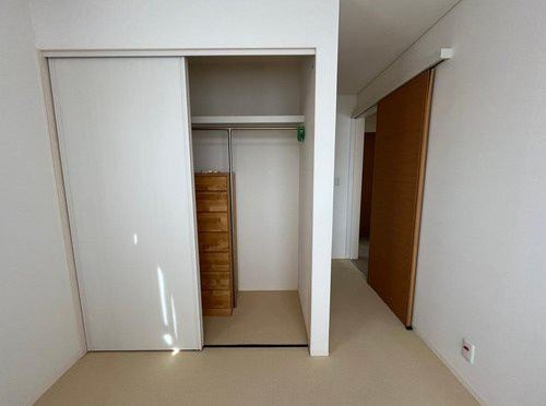 加東市南山３丁目の中古一戸建の洋室