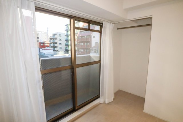 【子供部屋】 | セレッソコート中之島公園 | 洋室　約３．１帖にもクローゼットが有ります♪