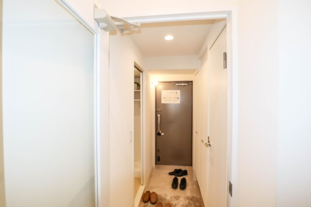 【玄関】 | セレッソコート中之島公園 | 玄関にはしっかり収納できるシューズボックスが有ります♪