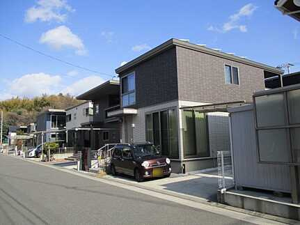 廿日市市阿品１丁目の前面道路含む現地写真