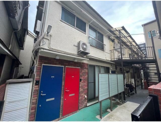 中野区本町２丁目のアパート