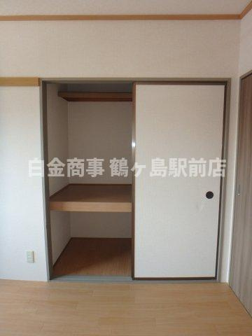 リヴェール高沢Ａの収納