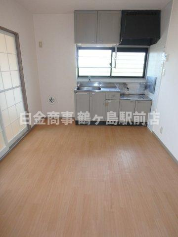 リヴェール高沢Ａの居間・リビング