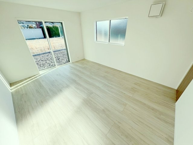 吉田町住吉　第1／の洋室