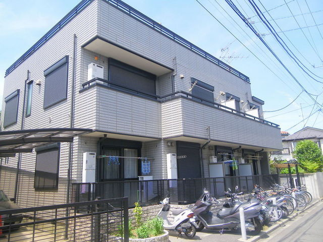 世田谷区八幡山１丁目のアパート