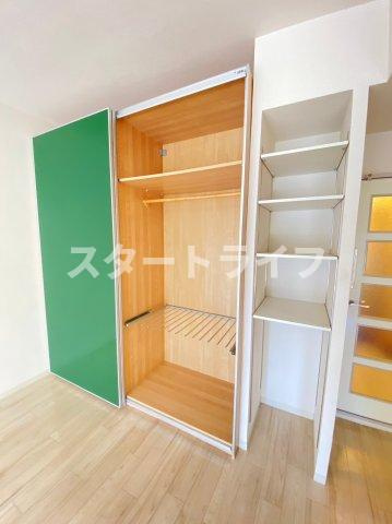 大阪市東淀川区豊新３丁目の賃貸マンションの収納