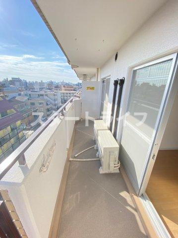 大阪市東淀川区豊新３丁目の賃貸マンションのバルコニー