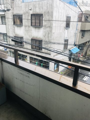 川村第三コーポのバルコニー
