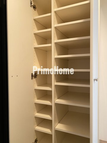 オーキッドプレイスの収納