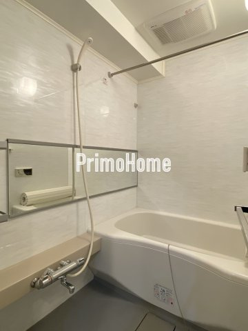 オーキッドプレイスの浴室