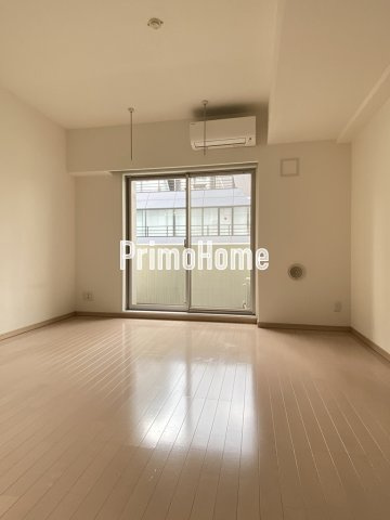 オーキッドプレイスの居間・リビング