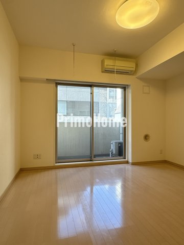 オーキッドプレイスの居間・リビング