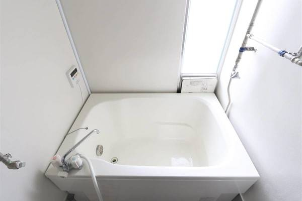 ビレッジハウス直方4号棟の浴室|ビレッジハウスの同一物件・同一タイプの間取りの写真です