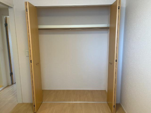 ラルーチェ　サンリッチの内装|洋室