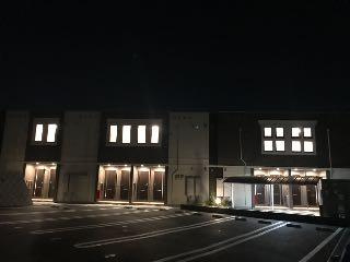 Ｆｒｅｅｄｏｍ　フリーダムの外観|外観写真（夜）