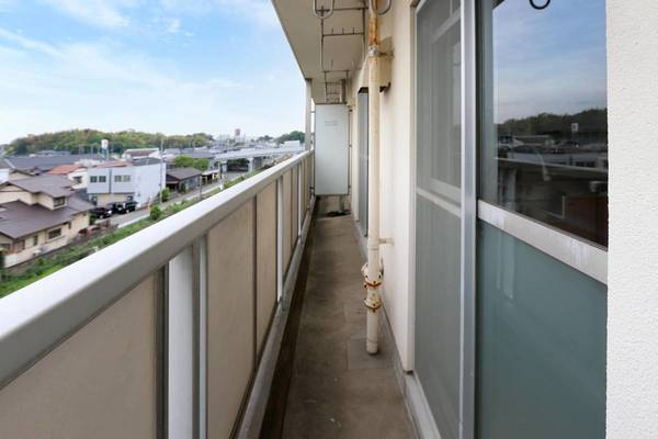 ビレッジハウス本城4号棟のバルコニー|ビレッジハウスの同一物件・同一タイプの間取りの写真です
