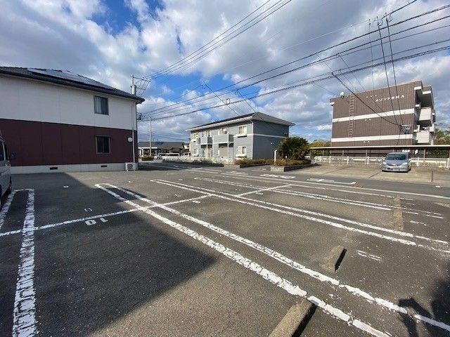 アクシス本城　Ｂの駐車場