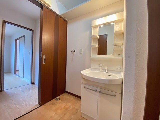 アクシス本城　Ｂの洗面所