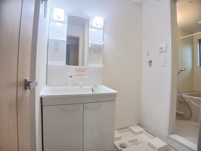 フレグラース水巻Ⅱの洗面所