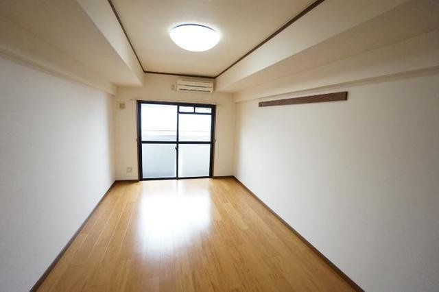 カンフィデンス三ヶ森の内装